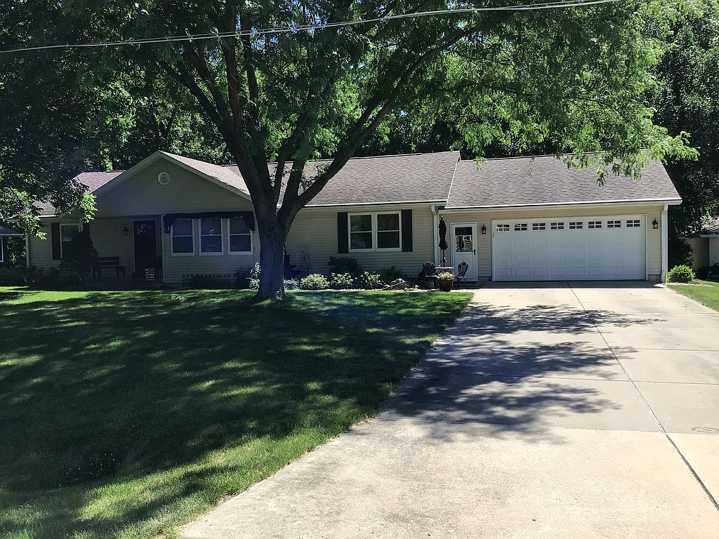 136 Rustic Lake D R, Colona, IL 61241 Trulia