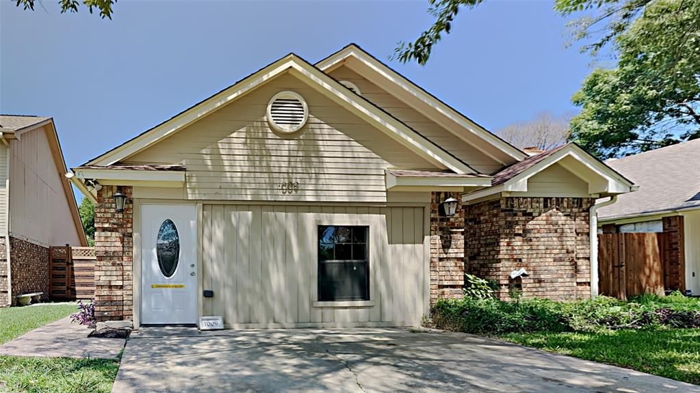 1009 Garden Trl, Mesquite, TX 75149