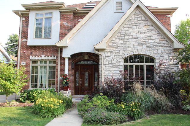 111 W Touhy Ave, Park Ridge, IL 60068