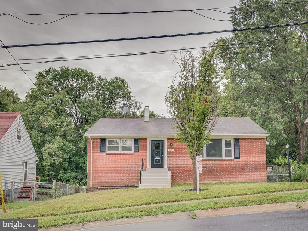 1054 Marton St, Laurel, MD 20707