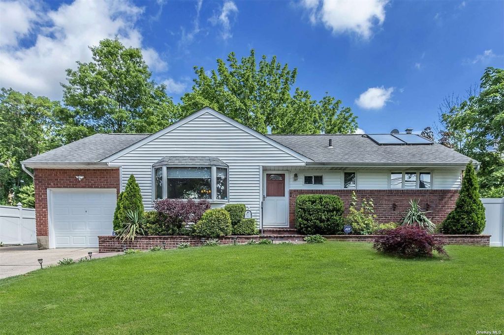 23 Rosalie Place, Commack, NY 11725 Trulia