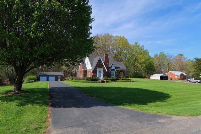 270 Graystone Rd, Bassett, VA 24055