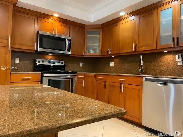 907 Cypress Ter #205, Pompano Beach, FL 33069