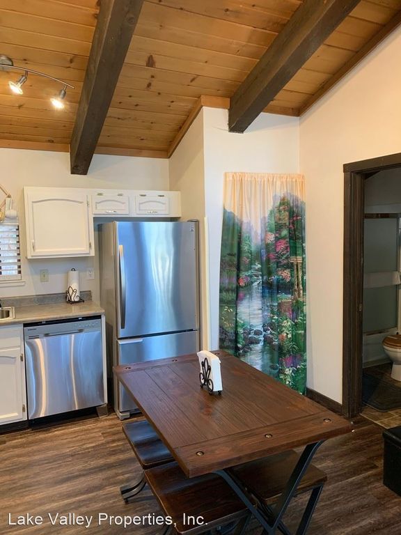 1390 Ski Run Blvd #5, South Lake Tahoe, CA 96150