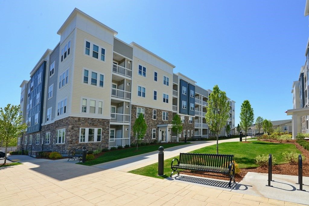 130 University Ave #1307, Westwood, MA 02090
