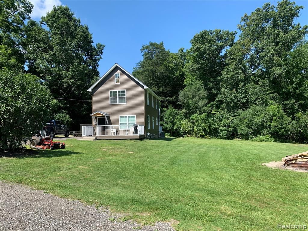 3140 W Clarkston Rd, Lake Orion, MI 48362