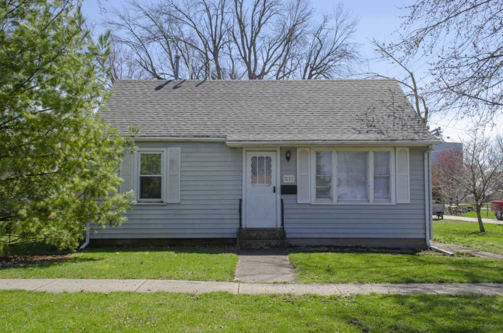 211 W 10th St, Gibson City, IL 60936 Trulia