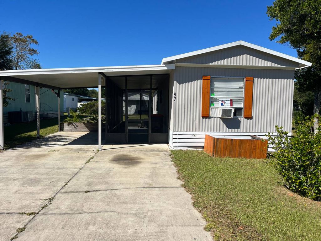5431 NE 35th St 87, Silver Springs, FL 34488 Mobile/Manufactured for