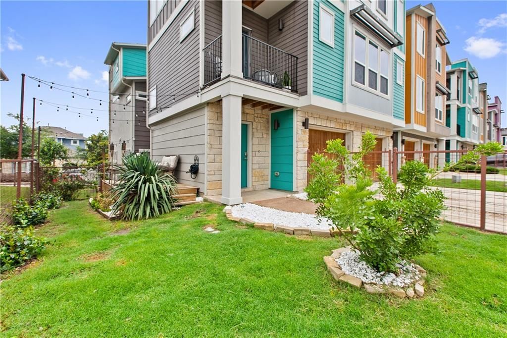 2000 Dinsdale Ln #155C, Austin, TX 78741
