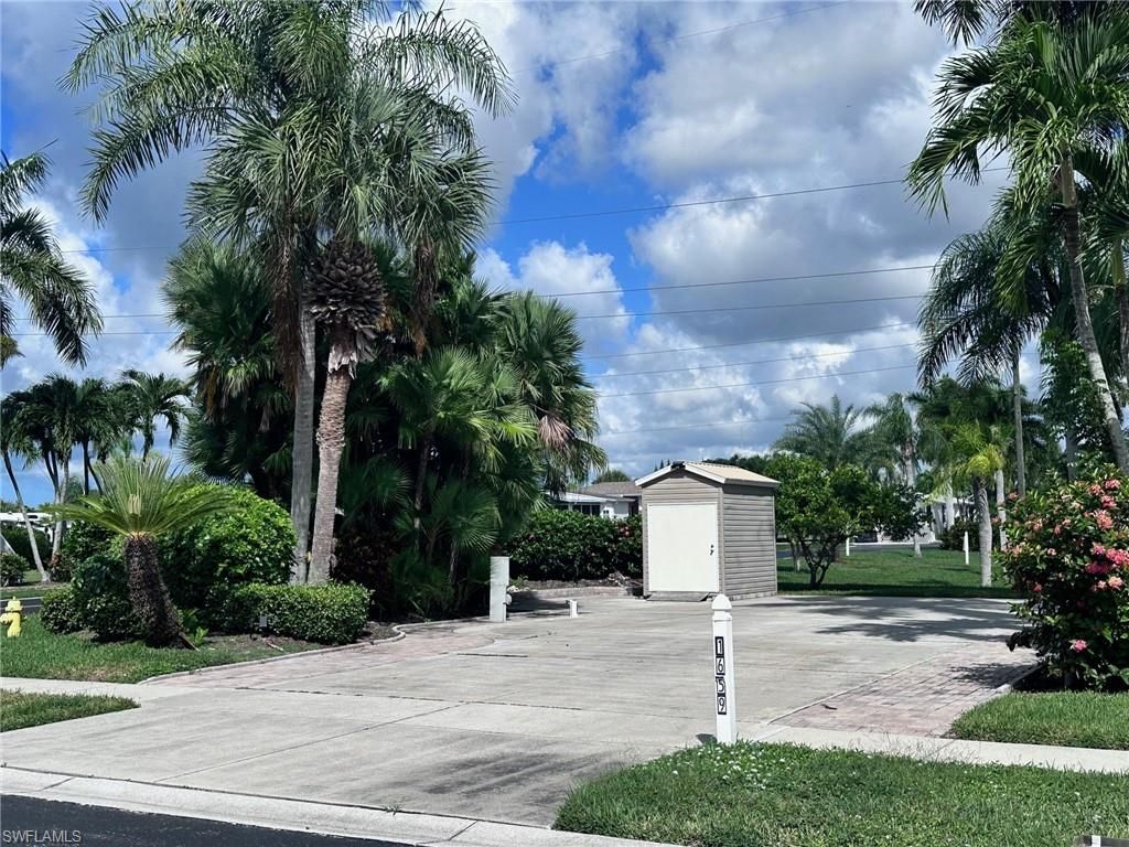 1659 Diamond Lake CIR, Naples, FL 34114 MLS# 225076175 Trulia