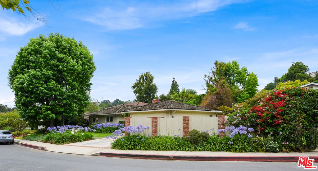 931 Las Pulgas Rd, Pacific Palisades, CA 90272 | Trulia