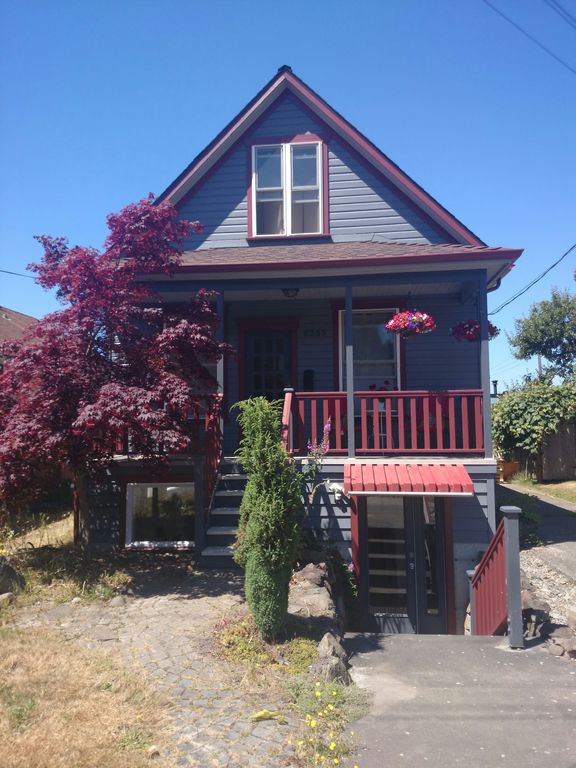 6255 4th Ave NW, Seattle, WA 98107