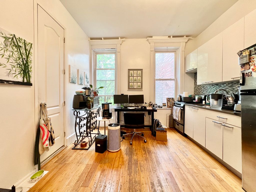 897 Greene Ave #2, Brooklyn, NY 11221