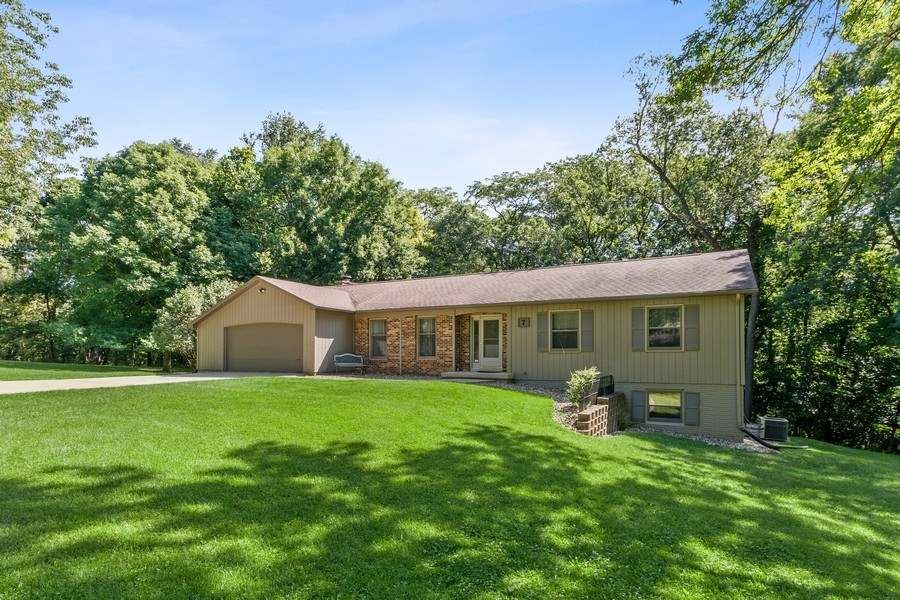 7 Westview Acres NE, Iowa City, IA 52240 4 Bed, 3 Bath SingleFamily