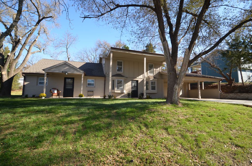 8225 Sunset Dr, De Soto, KS 66018 Trulia