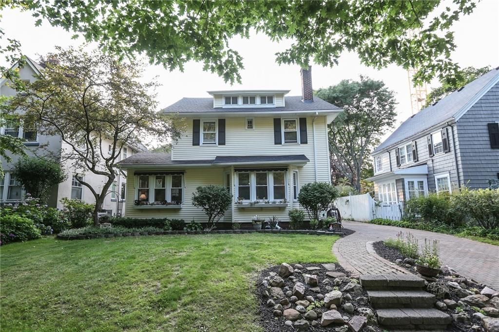 421 Mount Vernon Ave, Rochester, NY 14620