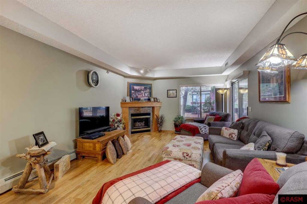 7440 Edinborough Way 4112, Edina, MN 55435 2 Bed, 1 Bath Condo MLS