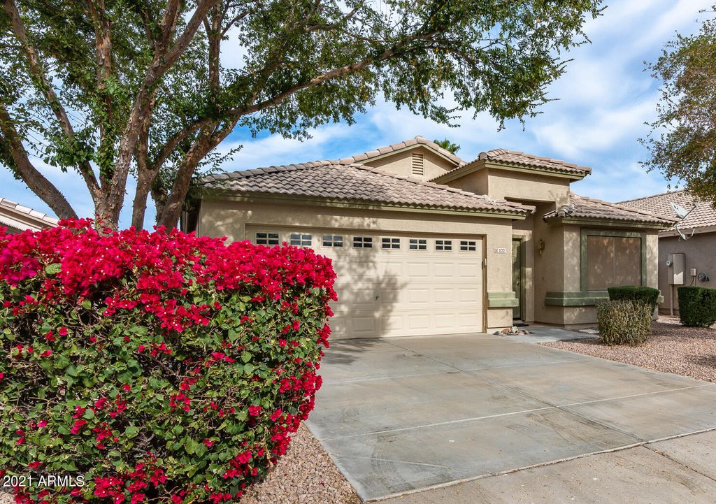 1172 E Cottonwood Rd, Queen Creek, AZ 85140