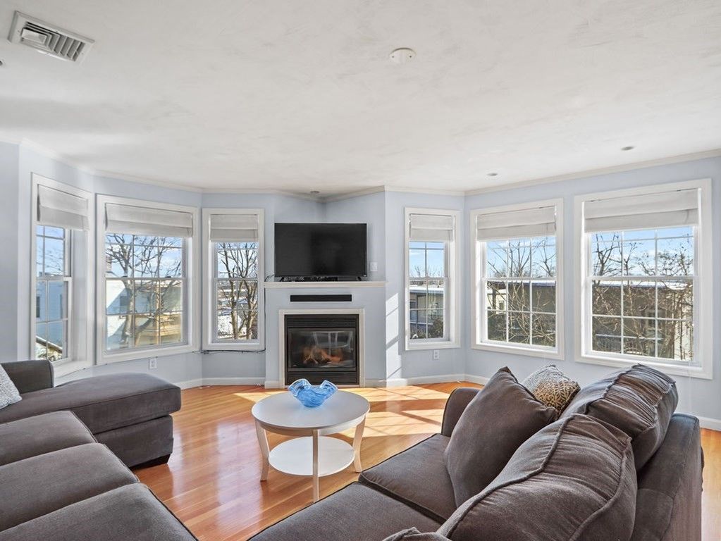 71 Church St #4, Dorchester, MA 02122