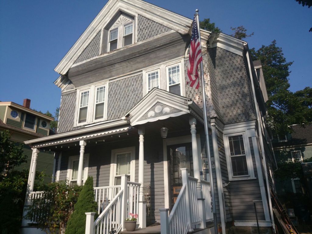 82 Sydney St, Dorchester, MA 02125