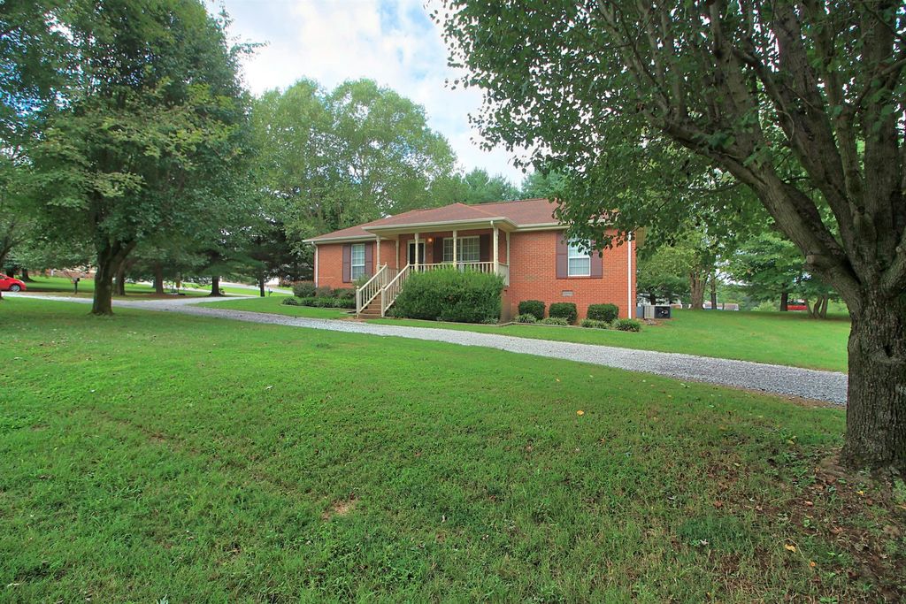 1001 Atkins Dr, Cross Plains, TN 37049 Trulia
