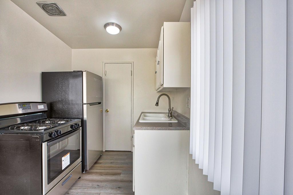 Haskell Apartments Van Nuys, CA Trulia