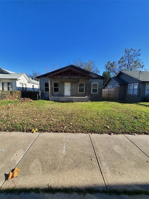 2830 Tanner St, Dallas, TX 75215
