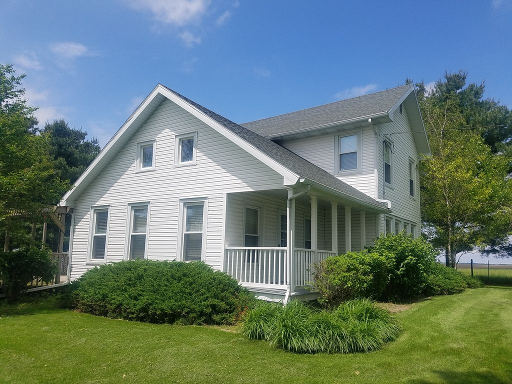 22485 N 100 East Rd, Flanagan, IL 3 Bed, 1 Bath SingleFamily Home
