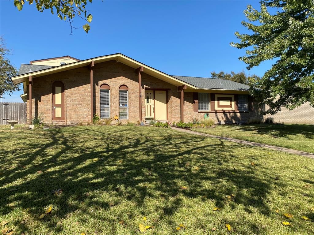 1613 Baltimore Dr, Richardson, TX 75081