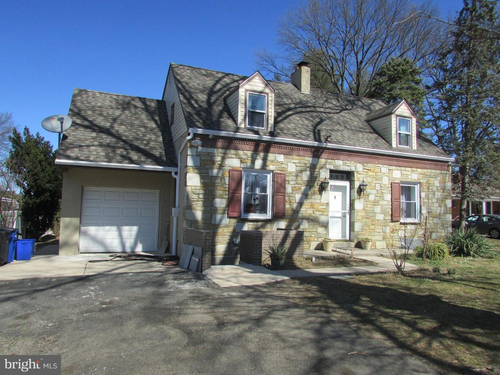 737 Byberry Rd, Philadelphia, PA 19116 5 Bed, 3 Bath SingleFamily