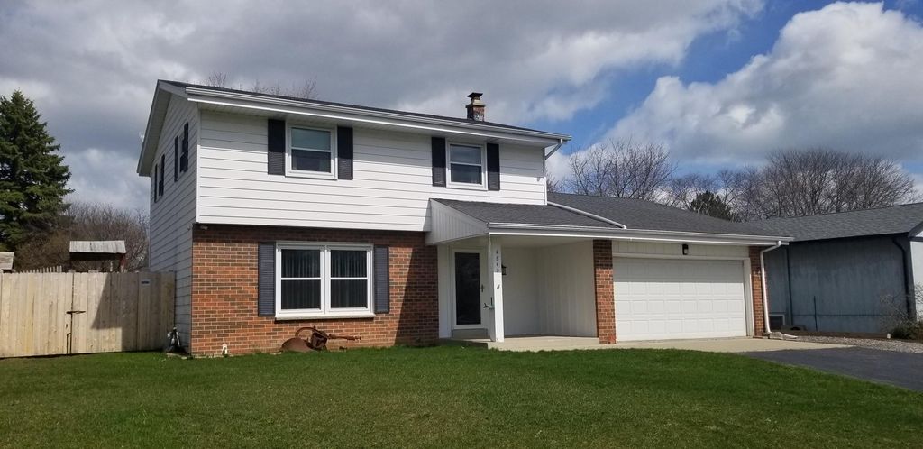 4840 Flambeau Dr, Racine, WI 53406