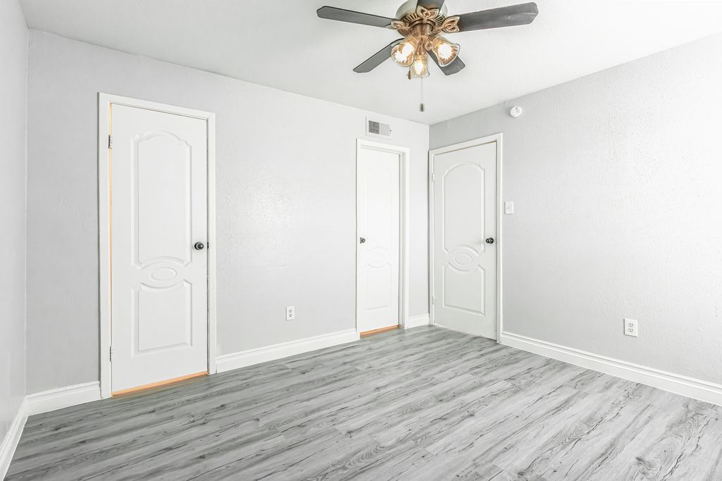 Westridge Gardens Apartments in Houston, TX 77054 12 Bed, 12 Bath