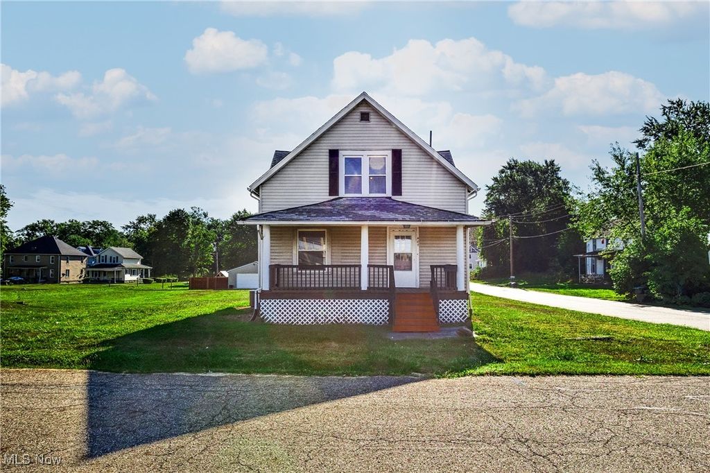 407 N  Liberty Ave, Alliance, OH 44601