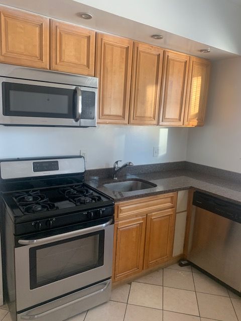 68 Bellevue St #2, Dorchester, MA 02125
