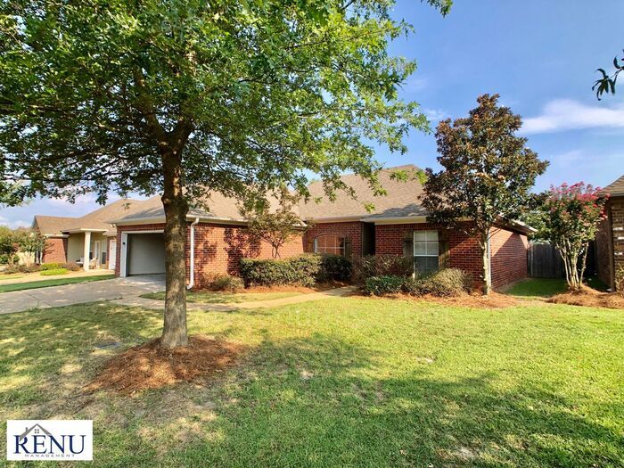 145 Regatta Dr, Brandon, MS 39047