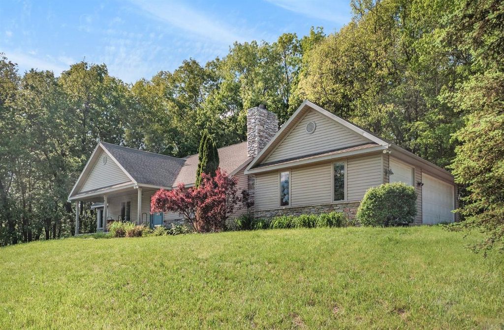 901 Marshall Ct, Dexter, MI 48130 | Trulia