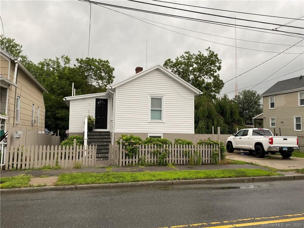 119 Dewey St, Bridgeport, CT 06605