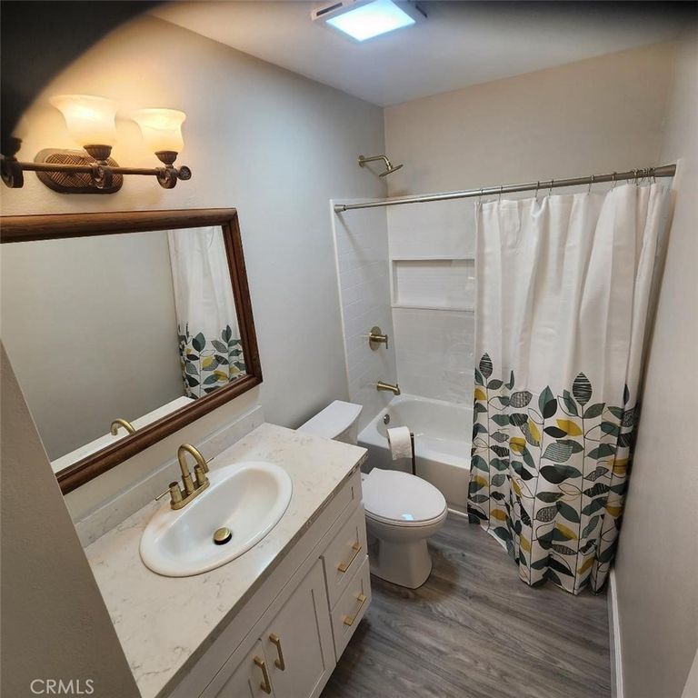 Apartamento en Renta 4 Beds 2 Baths