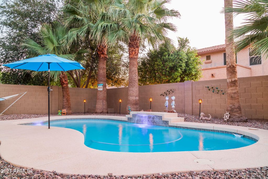 1322 S Tumbleweed Ct, Chandler, AZ 85286