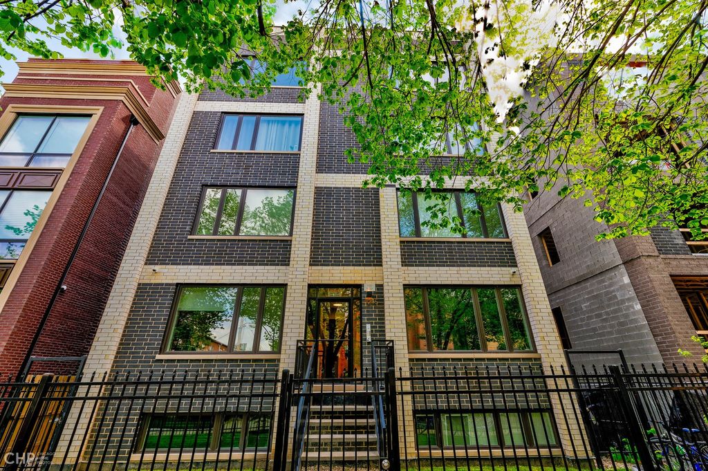 215 S Hamilton Ave, Chicago, IL 60612