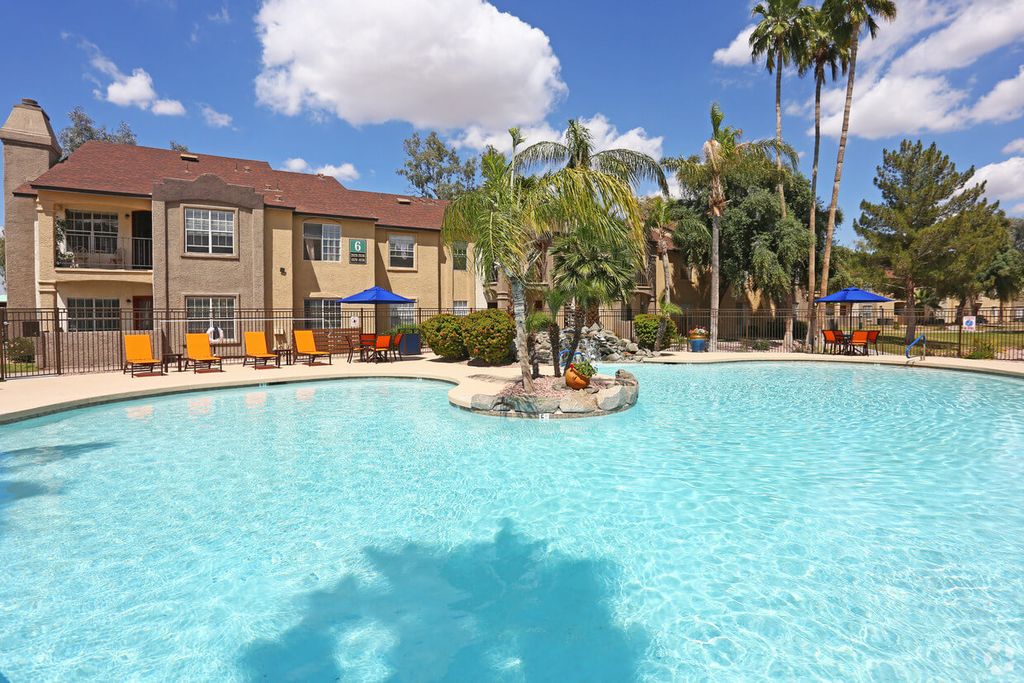 250 S Elizabeth Way, Chandler, AZ 85225