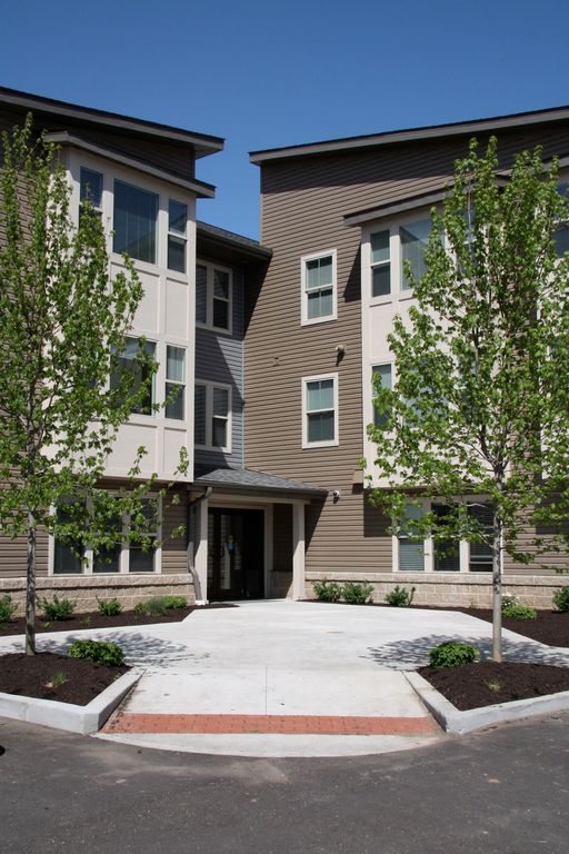 515 5th St NW, Canton, OH 44703