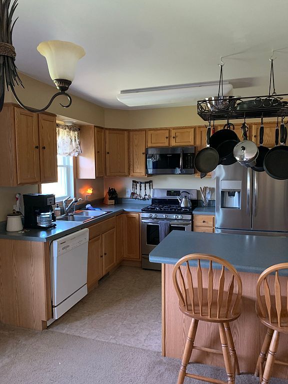 7958 Brooklyn Rd, Brooklyn, MI 49201