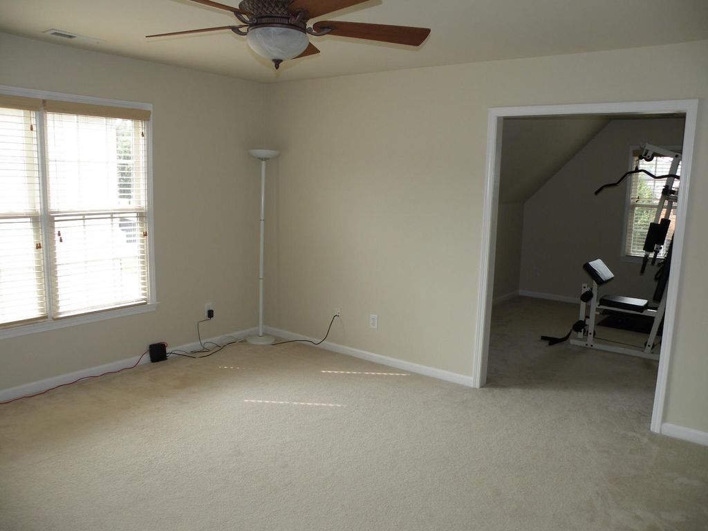 729 Wellingham Dr, Durham, NC 27713