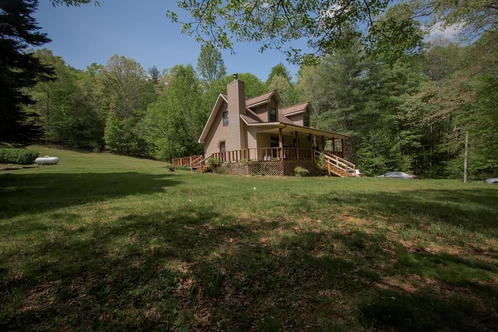 360 Talc Mine Rd, Murphy, NC 28906