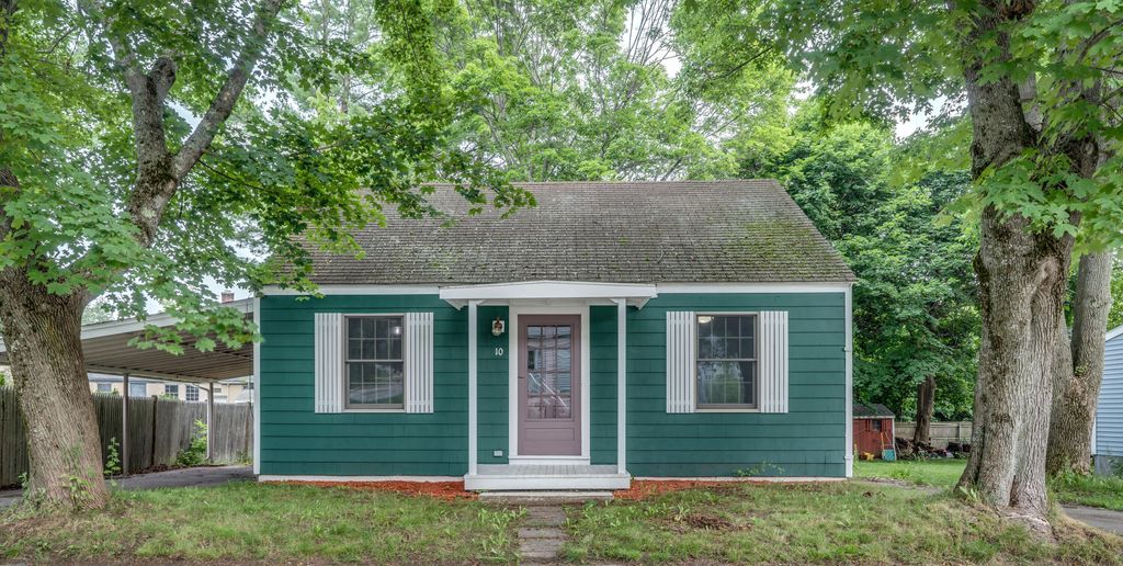10 Cromwell St, Kittery, ME 03904