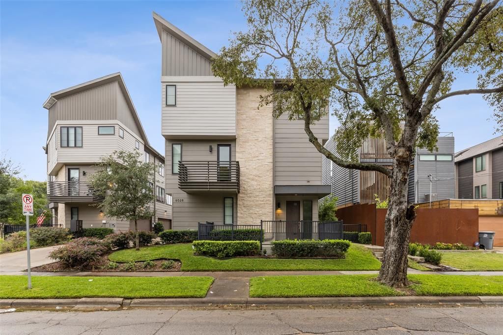 6028 Hudson St #3, Dallas, TX 75206