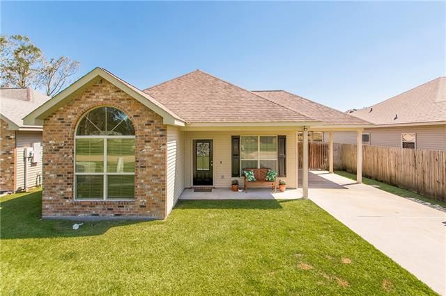 40392 Skylar Ln, Ponchatoula, LA 70454