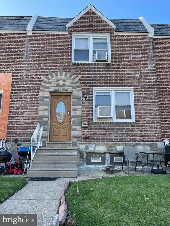 6708 Sylvester St, Philadelphia, PA 19149