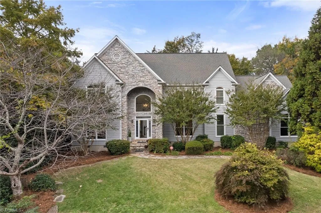 2804 County Clare Rd, Greensboro, NC 27407 MLS# 1198880 Trulia